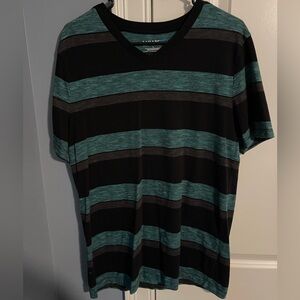 Tony Hawk Men’s Large Short Sleeve Striped shirt